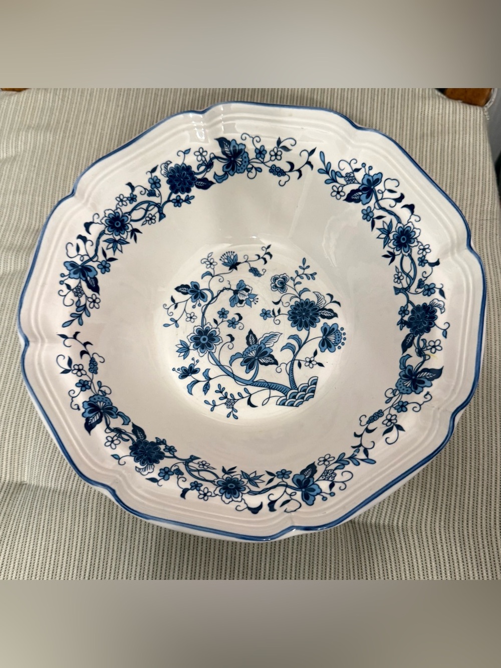 Korea Blue Floral Ceramic Serving Bowl - Classic Blue and White